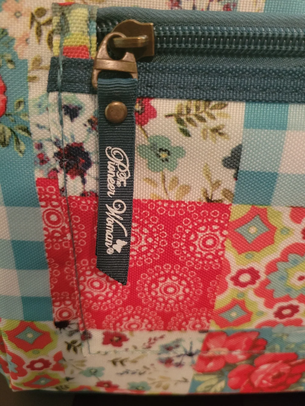 The Pioneer Woman Patchwork Floral Lunch Kit in Red, Blue, and White